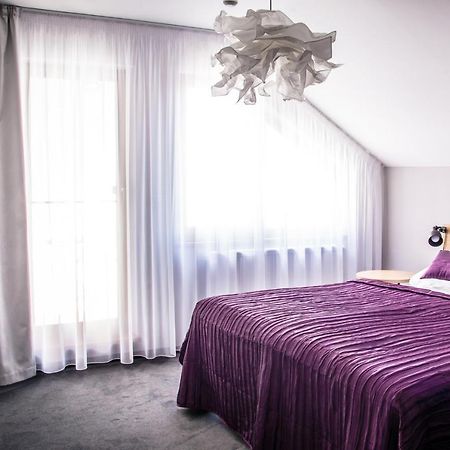 Hotel Restaurant Na Navsi Ricany  Εξωτερικό φωτογραφία